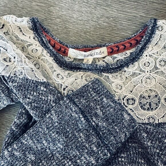 Boho Lace Rewind Navy Blue Knit Sweater Top S - Picture 3 of 3